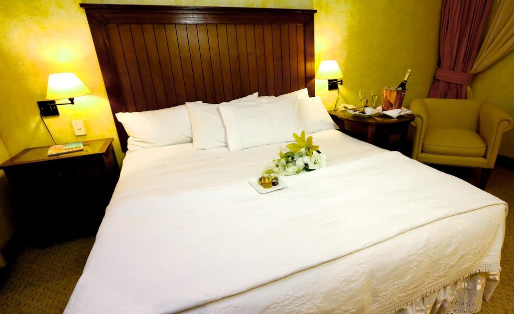 Park Hotel Calama Eksteriør bilde